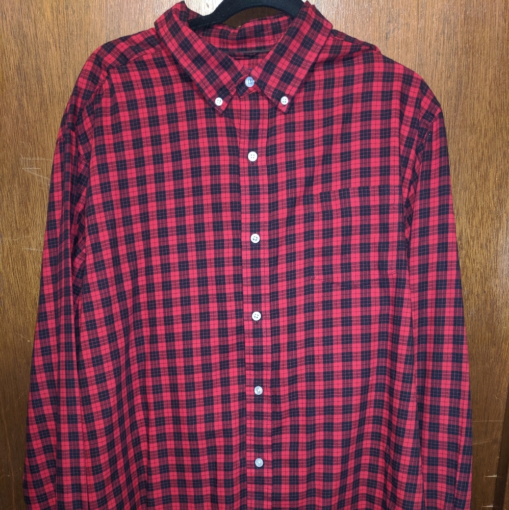 CHAPS red and black button-down shirt size XXL